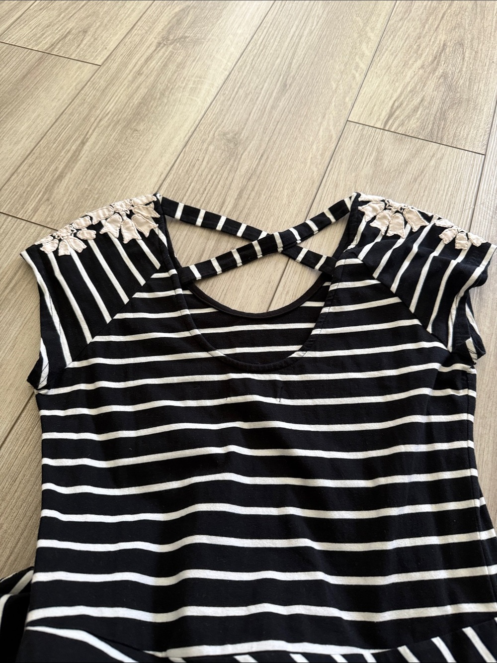 Synergy Black & White Striped Fit-and-Flare Dress Shoulder Embellishments Large - Picture 6 of 6
